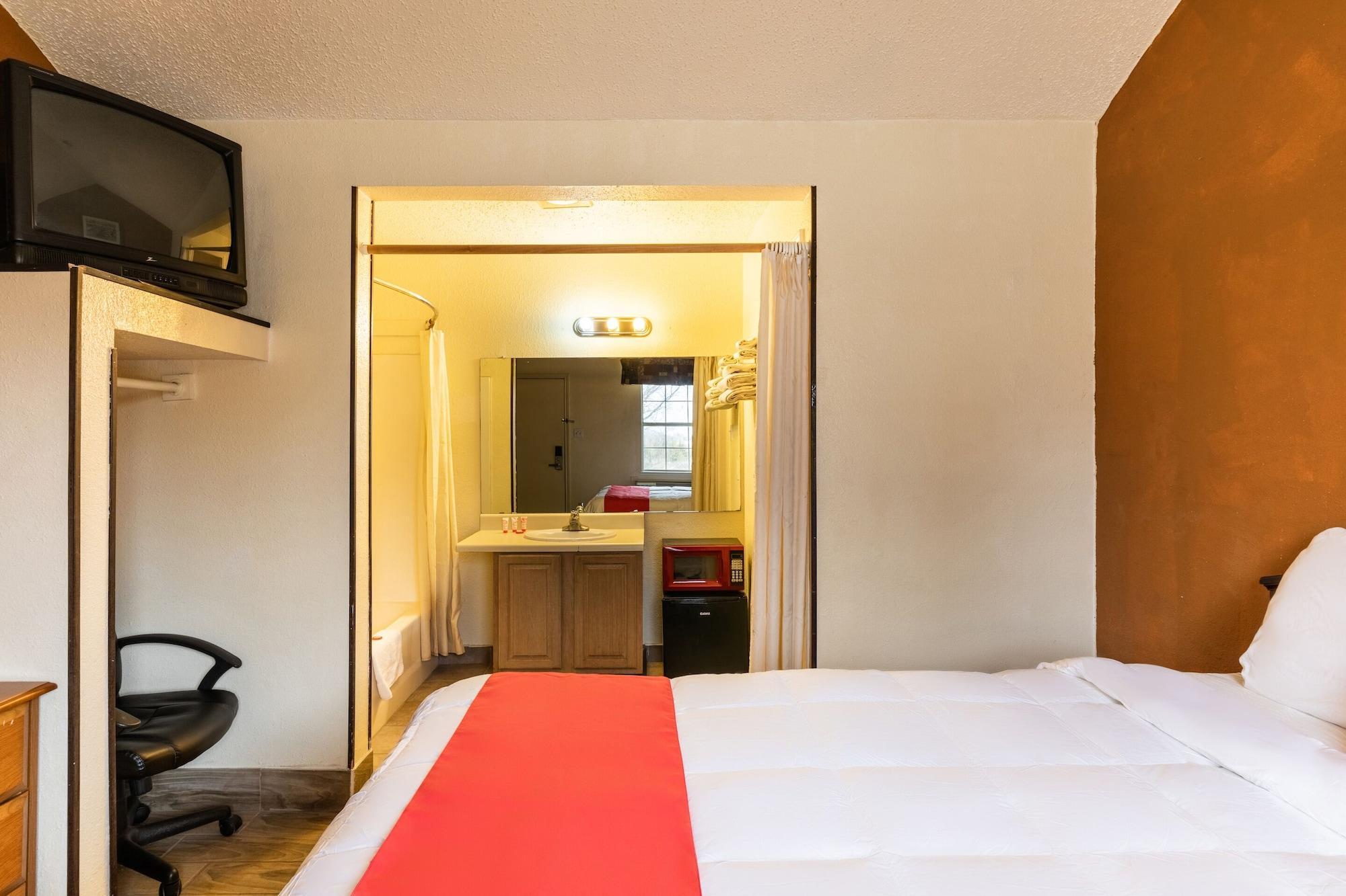Oyo Hotel Decatur Tx Hwy 287 Northwest Buitenkant foto